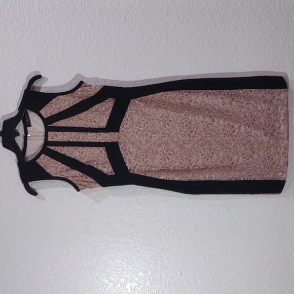 Ivanka Trump Dresses & Skirts - IVANKA TRUMP DRESS.